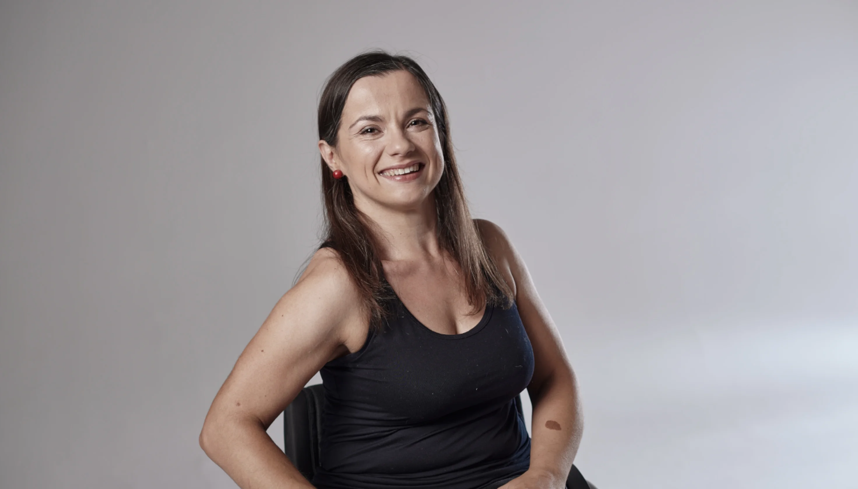 Explore Omobic. Kamila - wheelchair user.